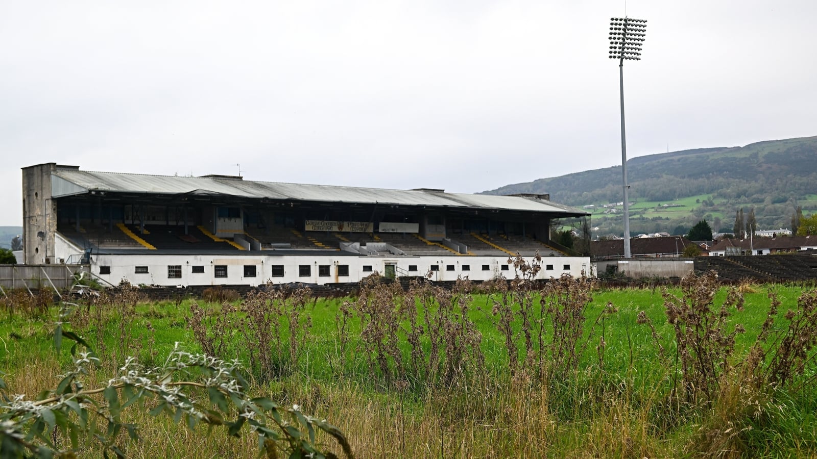 DUP minister says GAA must pay for larger Casement Park
