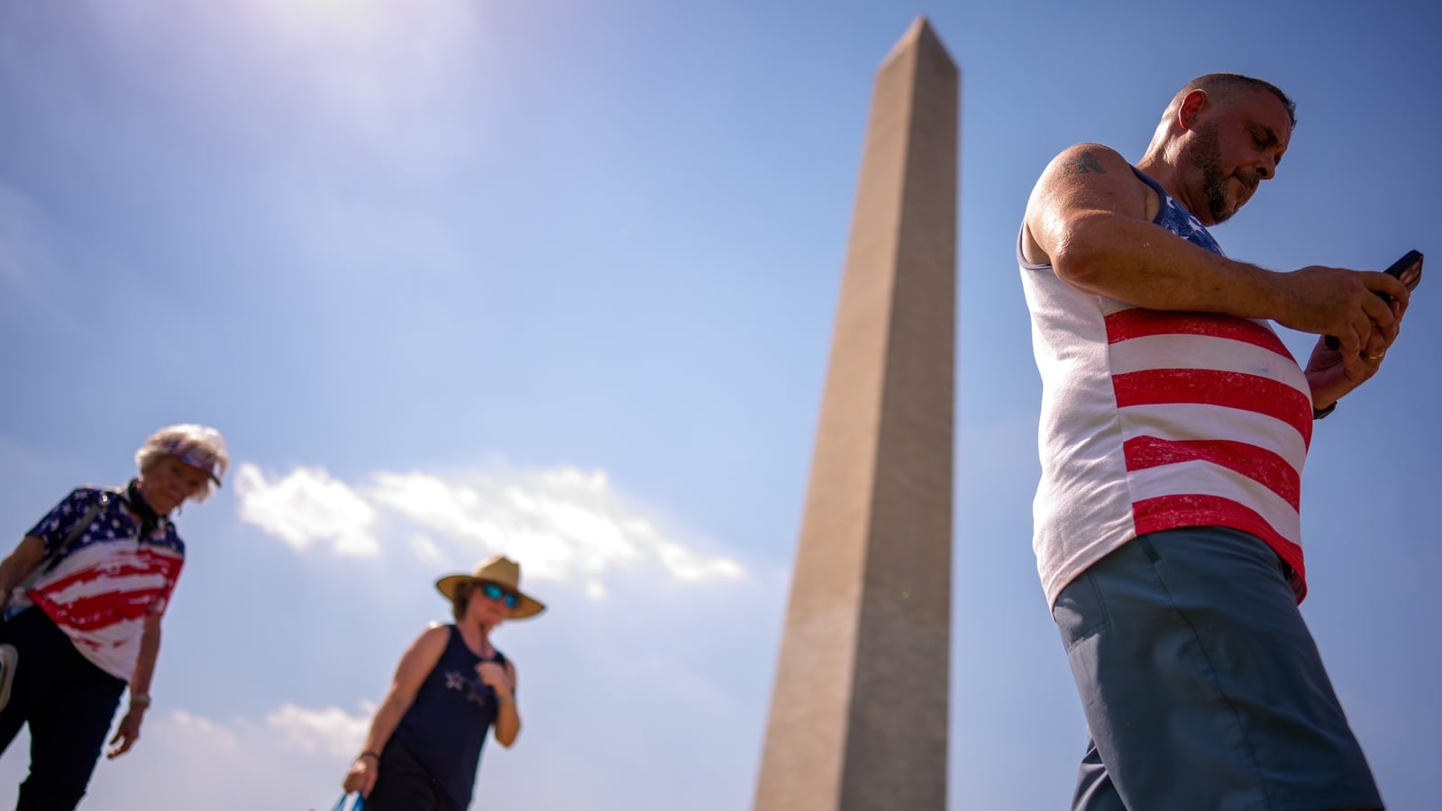 Heat wave disrupts Fourth of July events across US