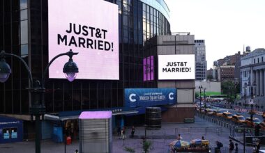 Taylor Swift and Travis Kelce are officially married