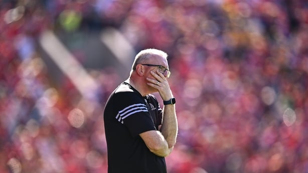 24 May 2026; Clare manager Brian Lohan during the closing moments of the Munster GAA Senior Hurling Championship Round 5 match between Cork and Clare at SuperValu Páirc Uí Chaoimh in Cork. Photo by Piaras Ó Mídheach/Sportsfile