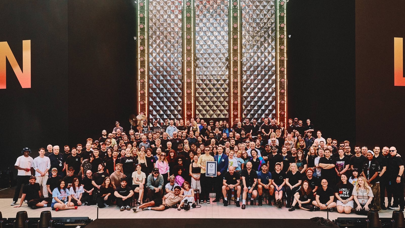 Styles achieves Guinness World Record with Wembley shows