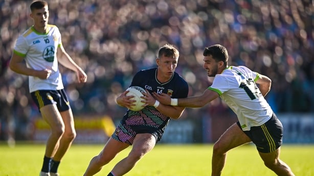 20 June 2026; Ryan O'Donoghue of Mayo in action against Ciarán Caulfield of Meath during the GAA Football All-Ireland Senior Championship Round 3 match between Mayo and Meath at Hastings Insurance MacHale Park in Castlebar, Mayo. Photo by Piaras Ó Mídheach/Sportsfile