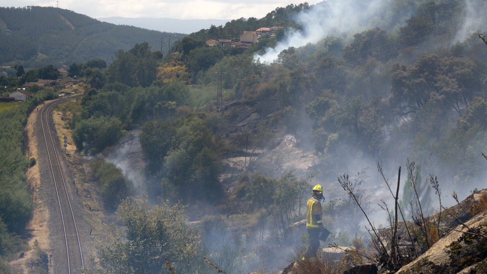 Twelve foreign nationals among Spain wildfire victims