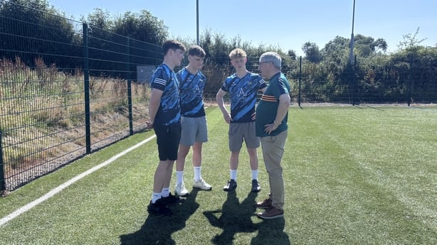 Ahane chairman, Donal Morrissey, talks to Limerick minor hurling team members Conor Ryan, William Ryan and Danann Glynn