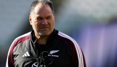 Rennie beefs up pack to go after Ireland's stepiece