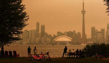 Canadian wildfire sends hazardous smoke spewing into US