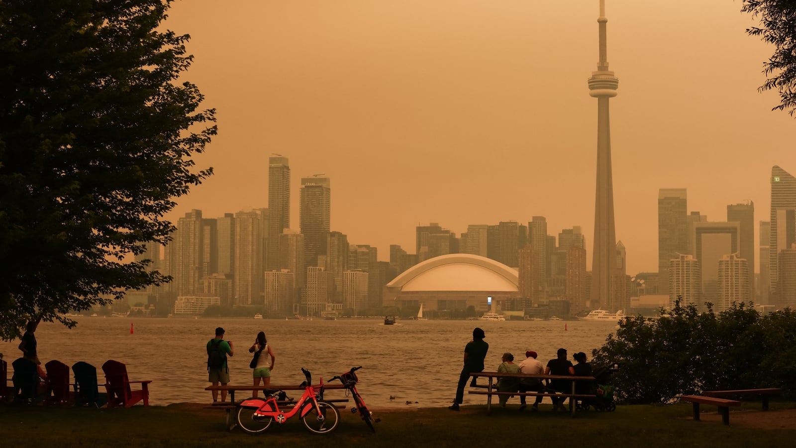 Canadian wildfire sends hazardous smoke spewing into US