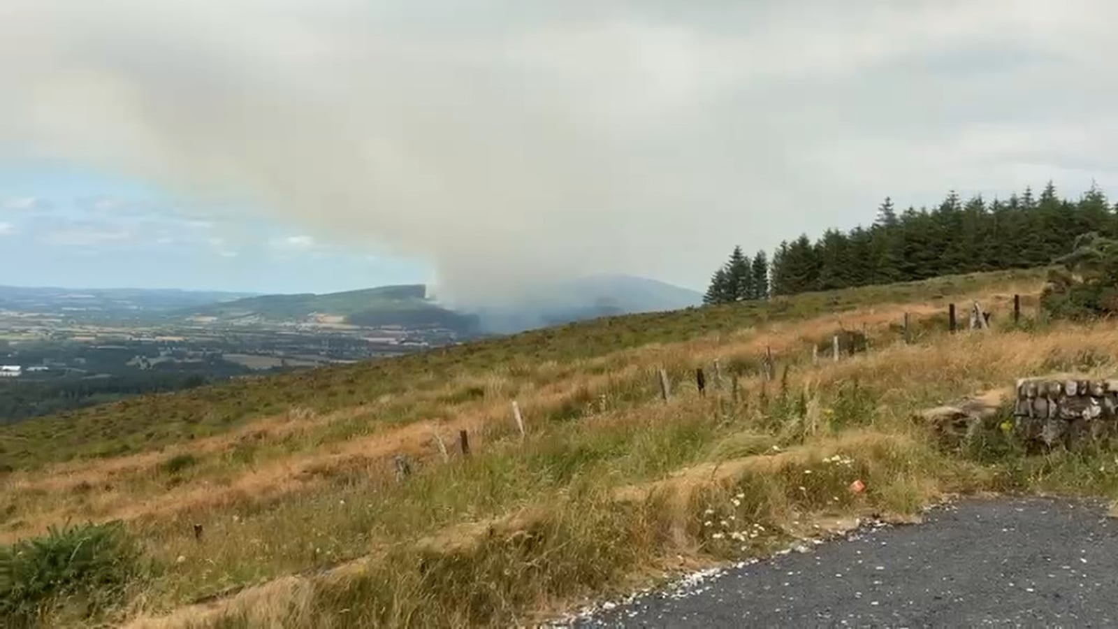 Fire services working to contain Slievenamon wildfire