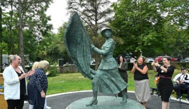 'Spirit of the Kerry Women' sculpture unveiled in Tralee