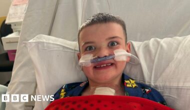 Dáithí Mac Gabhann: Nine-year-old receives heart transplant - BBC