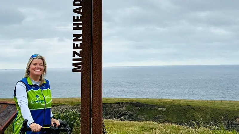 'Comp' teacher takes on Mizen-Malin cycle to boost sports facilities
