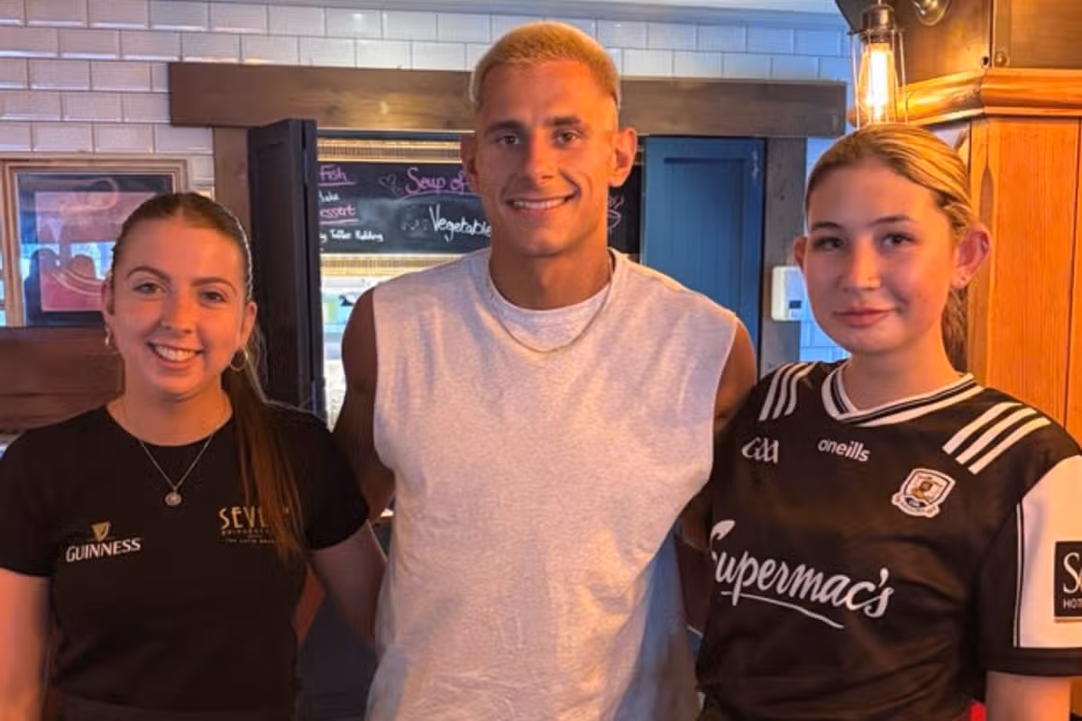 Fitzy called into Seven Bar
