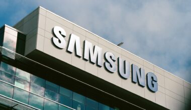 Chip stocks sell off as high expectations overshadow Samsung results