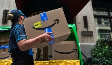 The implications of Amazon's $25B bond sale, and Microsoft's evolving AI model strategy