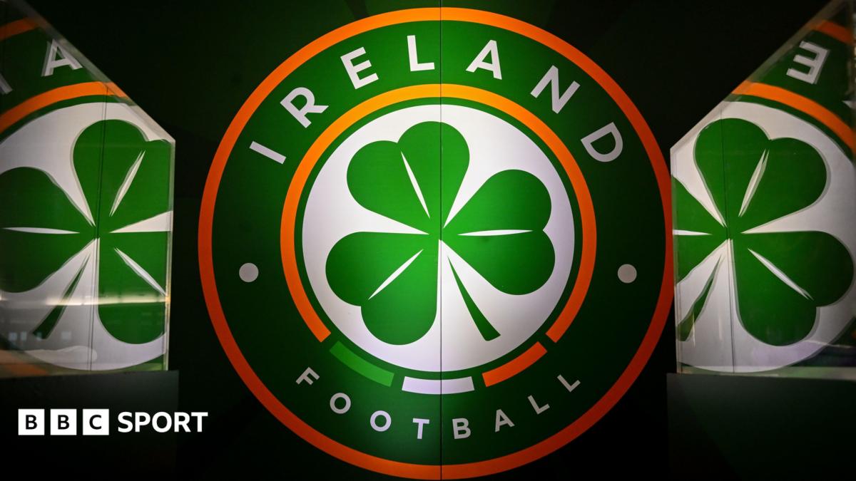 Republic of Ireland badges