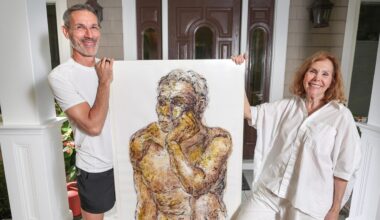 How to commission an artist's portrait on Long Island