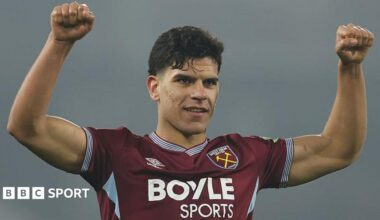 Mateus Fernandes with his arms aloft as he celebrates a West Ham win at Fulham in March 2026