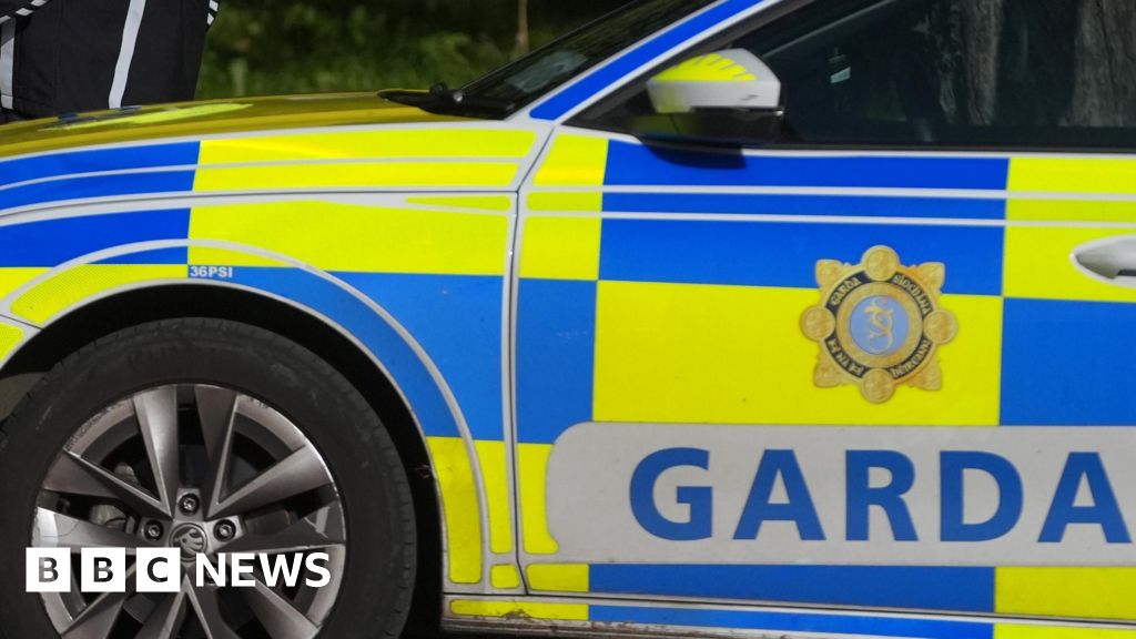 Cavan: Woman dies and child in critical condition after two-vehicle collision - BBC
