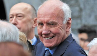 Former foreign affairs minister David Andrews dies aged 91