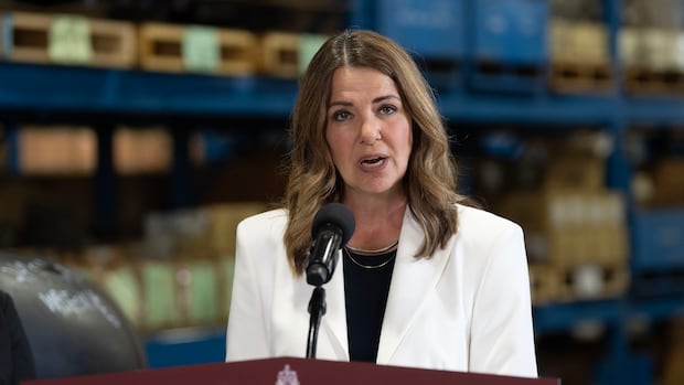 Alberta pitches new West Coast oil pipeline to B.C.'s South Coast