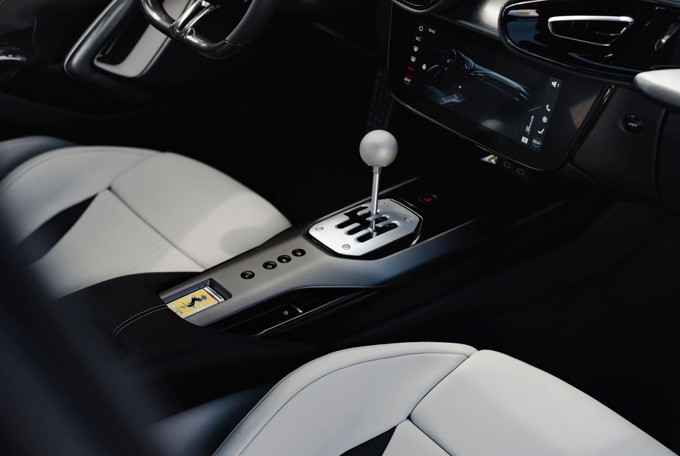Ferrari Brings Back The Manual Gearbox With The New 12Cilindri Manuale