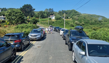 Illegal Shroove Beach parking cancels local bus - despite new yellow lines