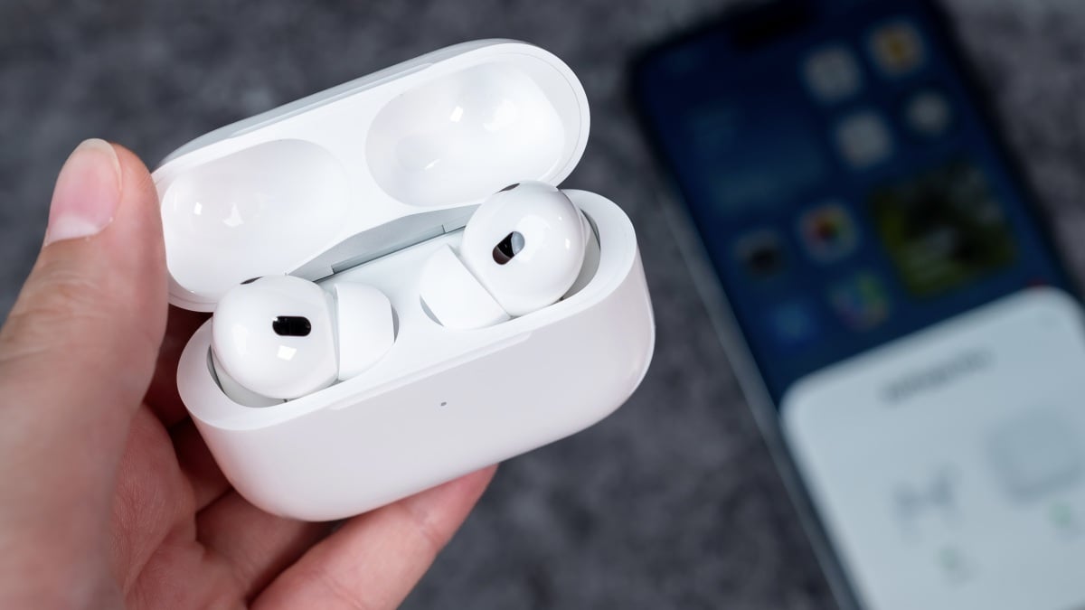 Six Ways iOS 27 Is Making AirPods Easier to Use on iPhone