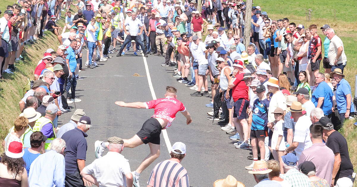 ROAD BOWLING: Magical Méabh Cuinnea crowned All-Ireland champion