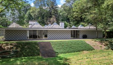 A Famed Edward Durell Stone Midcentury Modern Home Gets a Price Cut to $4 Million