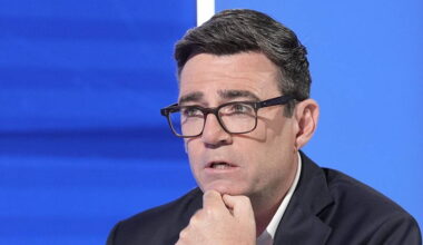 Ireland ‘ready to support’ closer UK-EU ties under Burnham, says Tánaiste