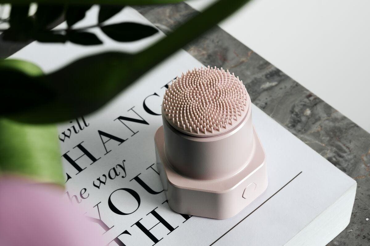 The Face Brush That Speaks The Language Of Movement