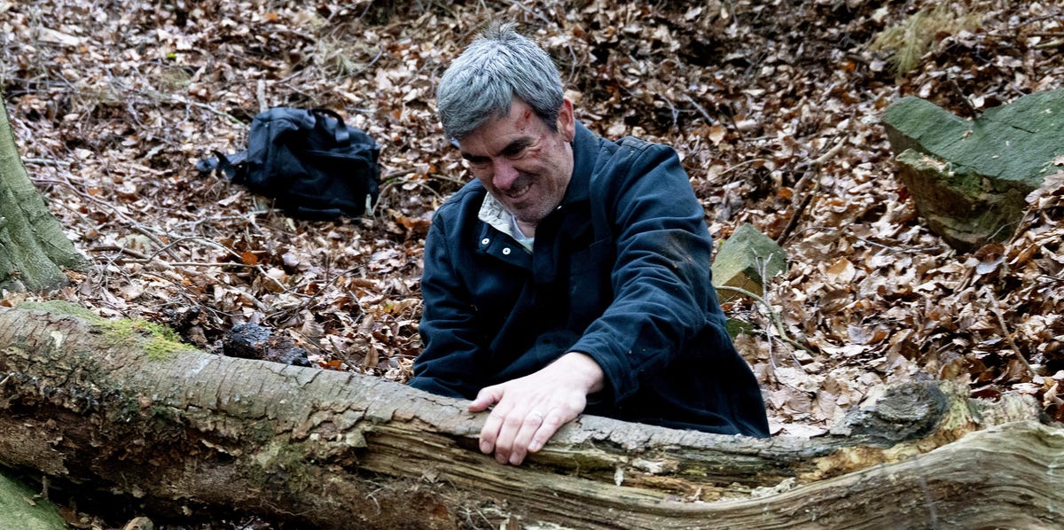 Emmerdale's Cain rocked by devastating news after scary cliffhanger