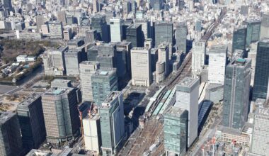 Economists skeptical Japan can grow its way out of debt: Nikkei survey