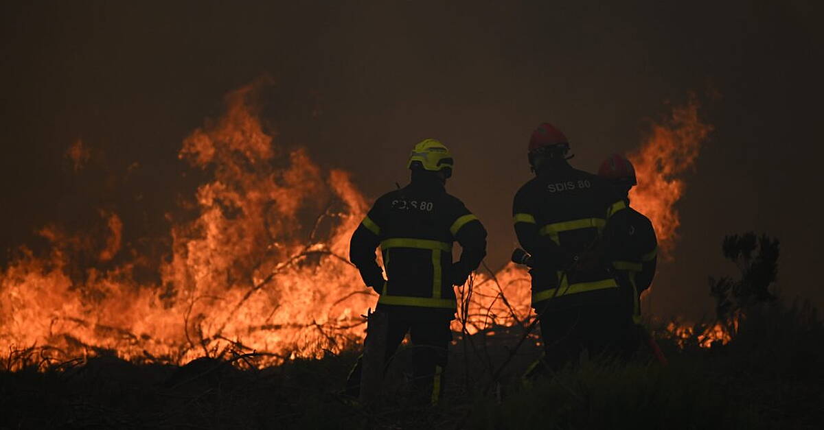 France and Spain battle wildfires as more than 250,000 people are forced to flee