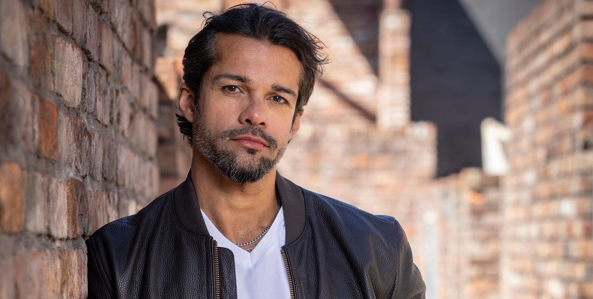 Coronation Street teases Idris's secret as he's finally honest with Alya