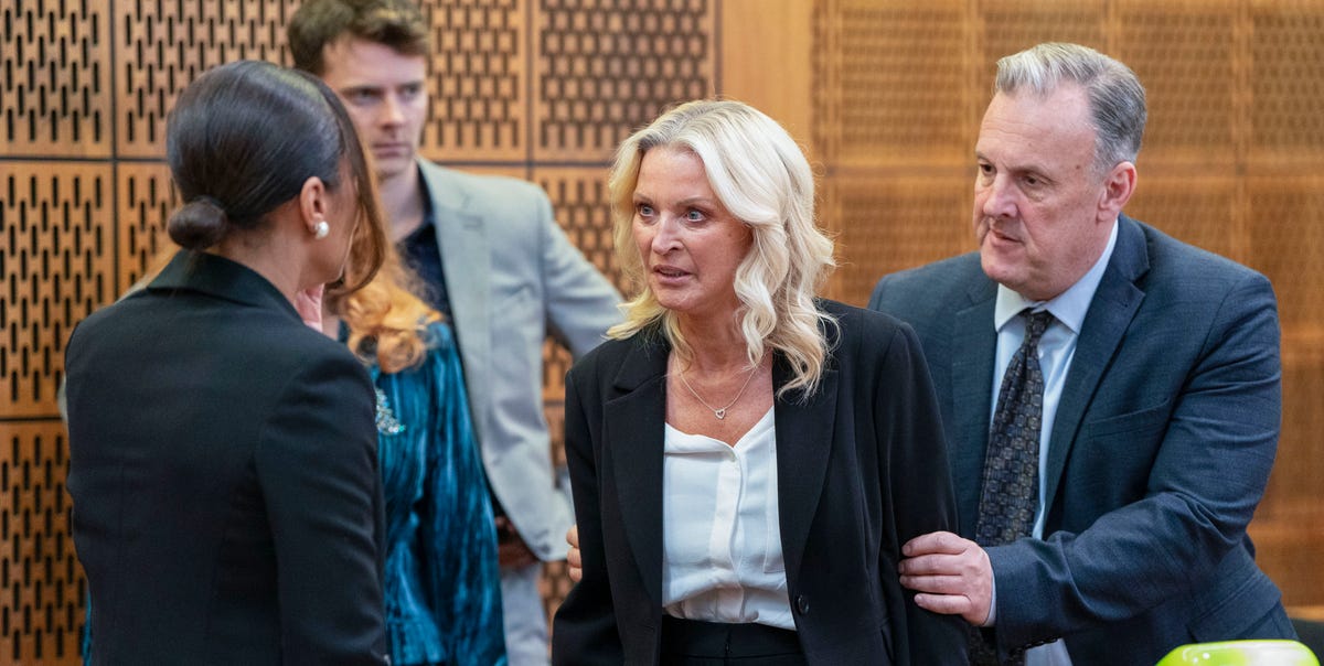 EastEnders' Kathy Beale to slap Chelsea Fox in explosive showdown
