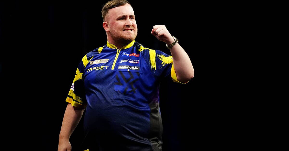 Luke Littler crushes Gerwyn Price to retain World Matchplay title in Blackpool