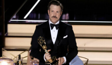 Jason Sudeikis doesn't want kids to be 'little turds'