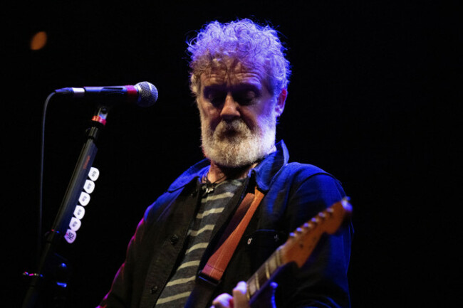 london-uk-23rd-may-2026-glen-hansard-performs-live-at-the-roundhouse-in-london-united-kingdom-on-may-23-2026-photo-by-robin-popenurphoto-credit-nurphoto-srlalamy-live-news
