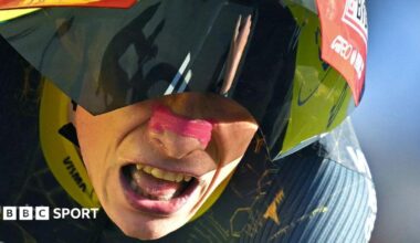 Jonas Vingegaard wins Tour de France stage one