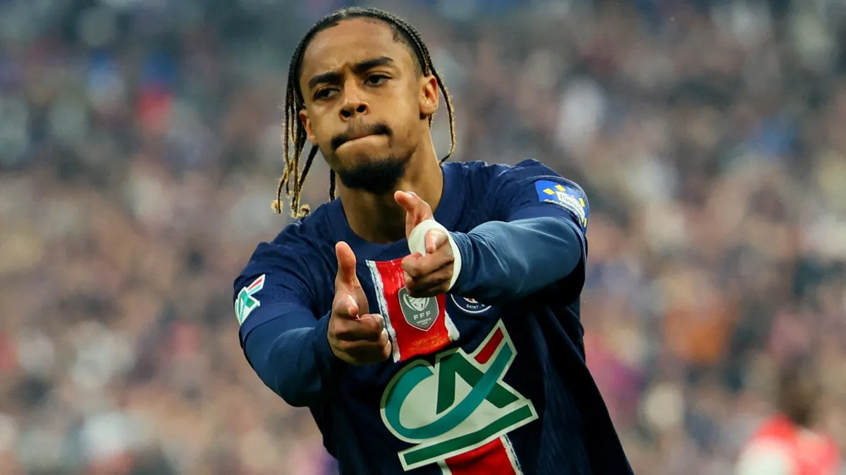 Bradley Barcola: Liverpool pushing for £100m deal for PSG winger - The Times