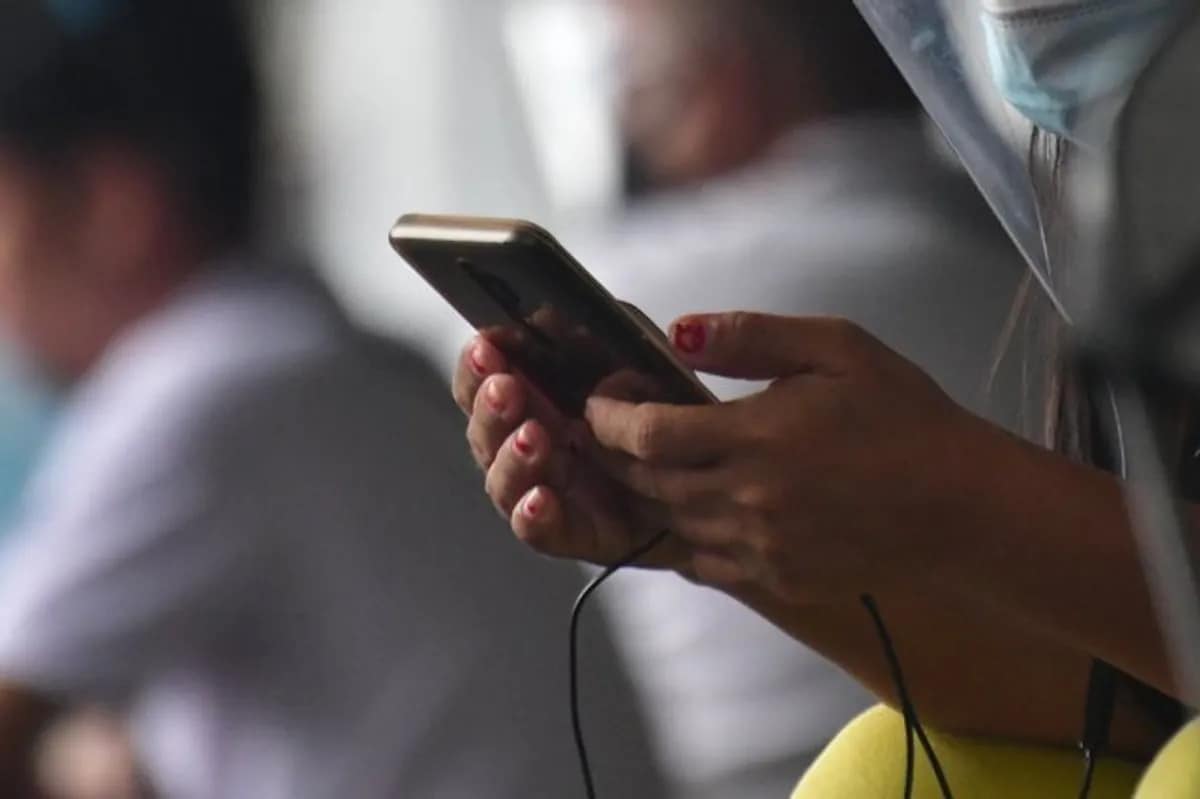 BSP asks e-wallets, some banks to explain why transfer fees not 'minimal' - ABS-CBN