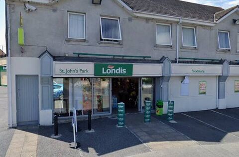 ‘No silly games’ - Panic alarm activated at Waterford store after man enters with knife and steals cash - News