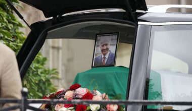 David Andrews was a man of integrity who played vital role in peace process, funeral hears – The Irish Times
