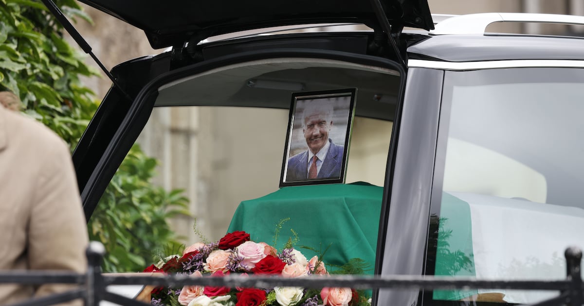 David Andrews was a man of integrity who played vital role in peace process, funeral hears – The Irish Times