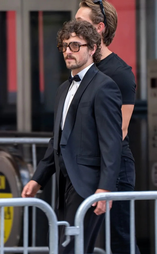 <p>Benson Boone</p>