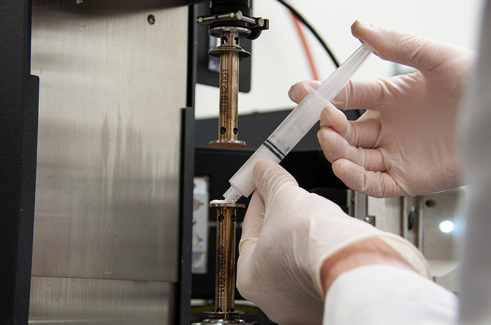 3D printed ceramics. Photo via Boss/NIST.