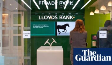 Lloyds Bank to cut £2bn in costs as part of AI-powered strategy | Lloyds Banking Group