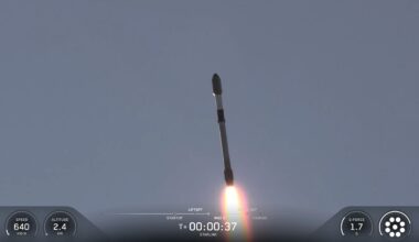 SpaceX Falcon 9 rocket launches for 35th time, hauls Starlink satellites to orbit