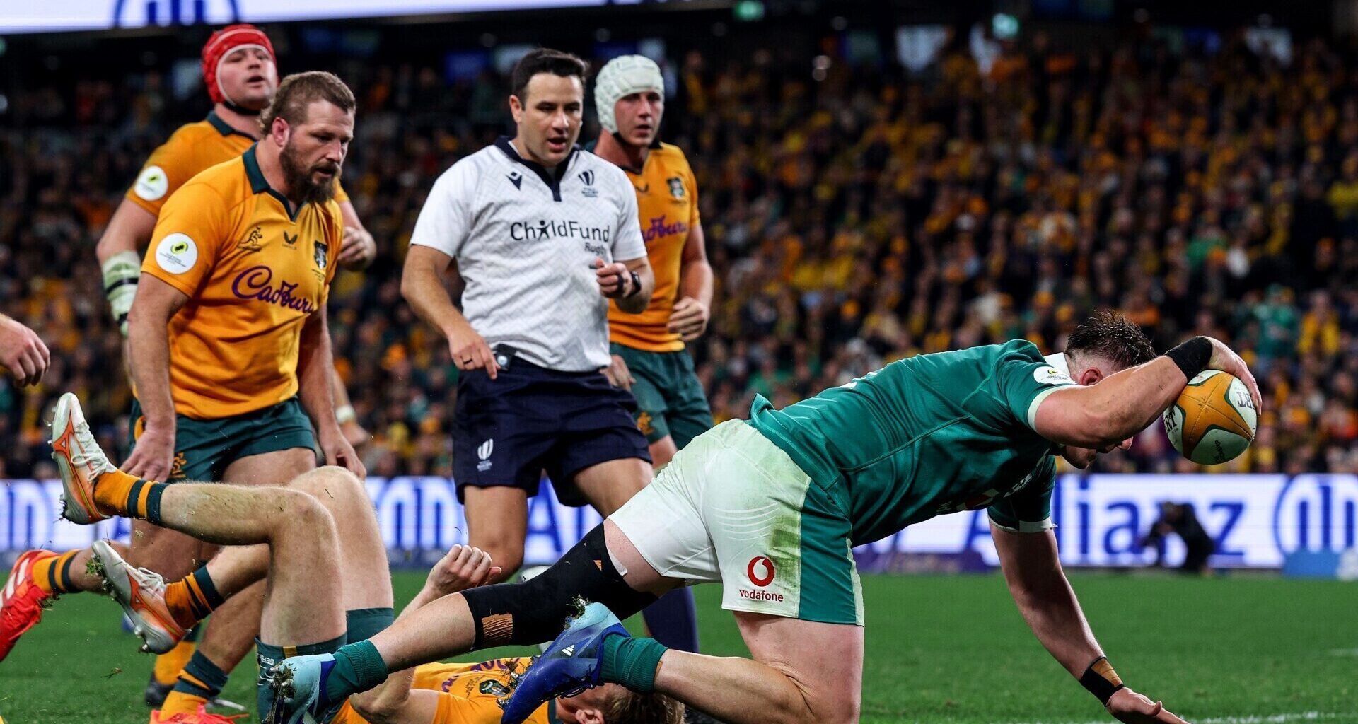 FULL STRETCH: Ireland's Dan Sheehan scores a try that would later be overturned. Pic: INPHO/Ben Brady